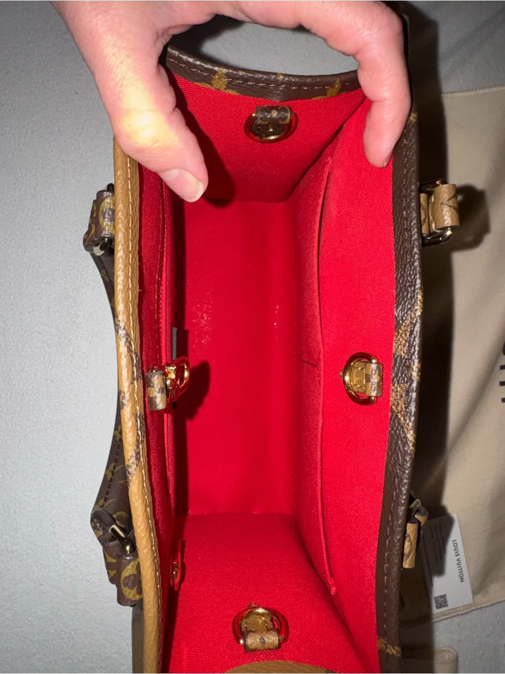 Louis Vuitton OnTheGo PM